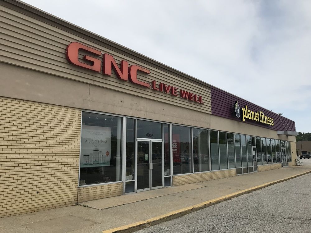 Marquette Shopping Center & Office Plaza: 450 Saint John Rd, Michigan City, IN 46360